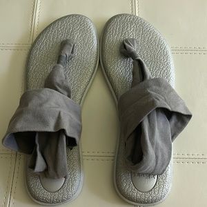 Women’s Sanuk Yoga Sandle size 10